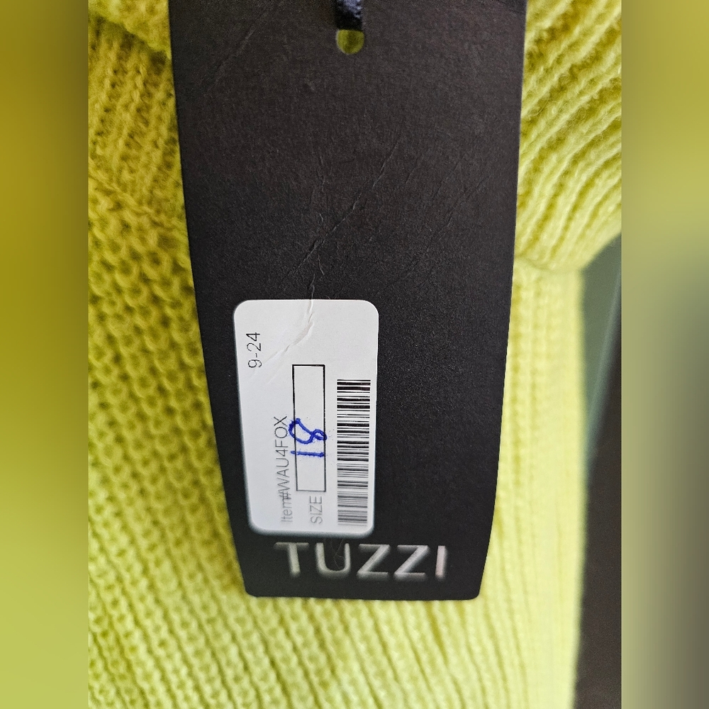 Tuzzi Knit Sweater Vest - Picture 5 of 6